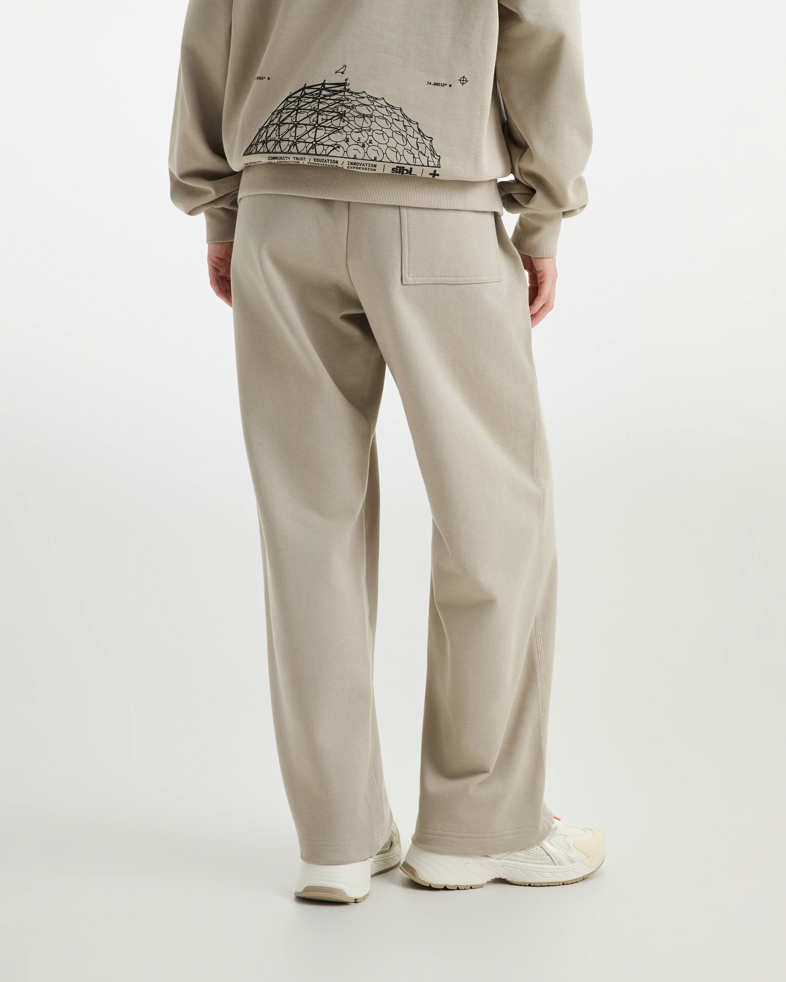 Foliage Pigeon Sweatpant - Image 10
