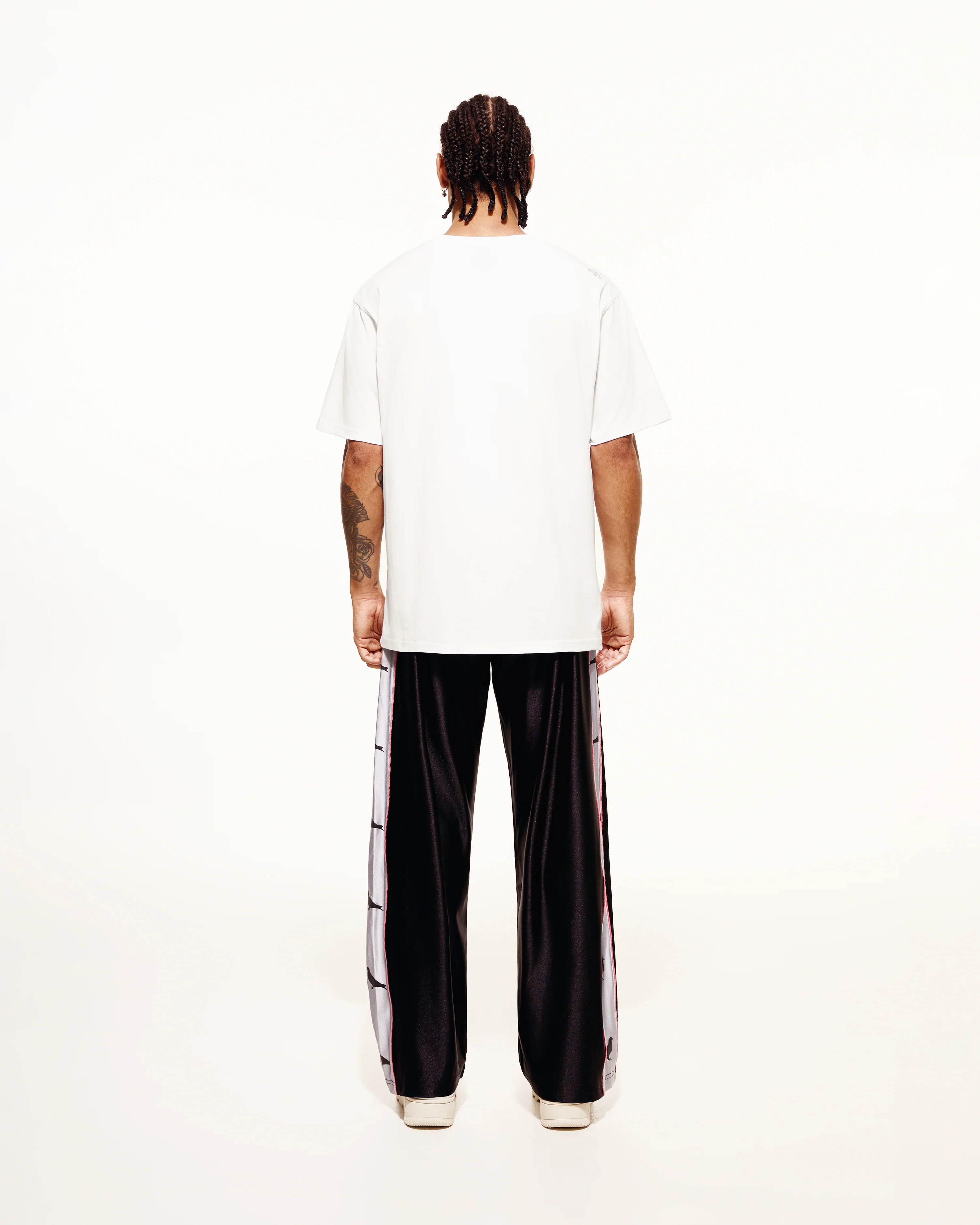 Pigeon Logo Tee - Image 11